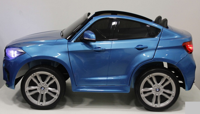 Детский электромобиль RiverToys BMW X6M JJ2168 (синий глянец) Лицензия, двухместный - фото4