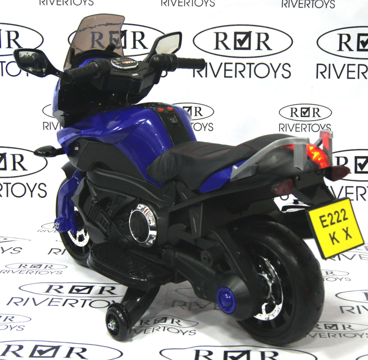 Детский электромобиль, мотоцикл RiverToys E222KX (синий) Yamaha - фото4