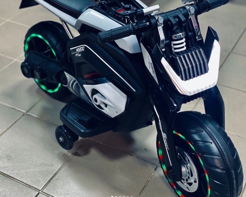 Детский электромобиль, мотоцикл RiverToys X111XX (белый) - фото2