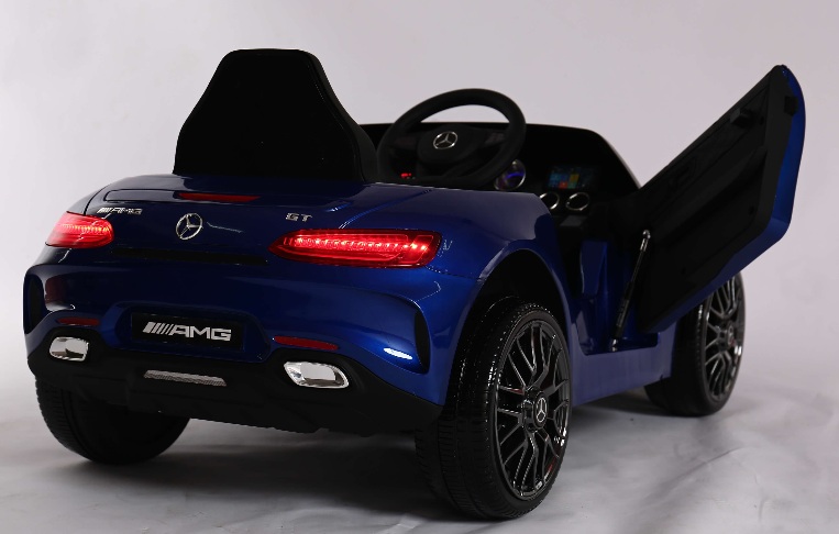 Детский электромобиль RiverToys Mercedes-Benz AMG GT O008OO (синий) автокраска глянец лицензия - фото4