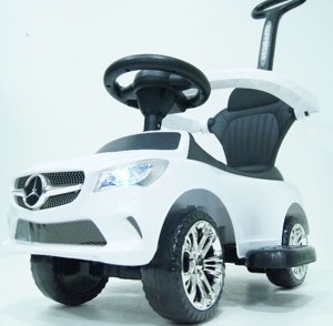 Детская машинка-каталка, толокар RiverToys Mercedes-Benz JY-Z06C (белый/черный) ручкой-управляшкой - фото